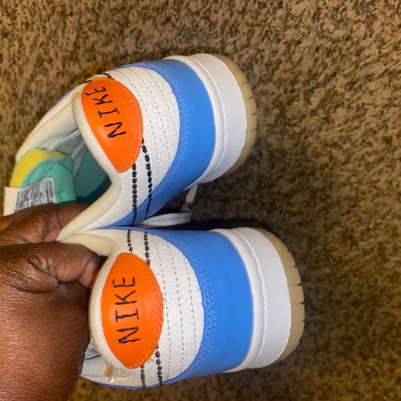 Nike Dunk Low - Picture 8 of 8